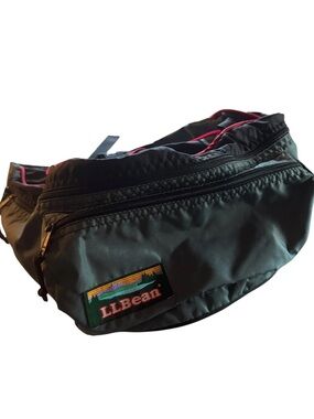 L.L. Bean Olive Green and Pink Trim Waist Pack